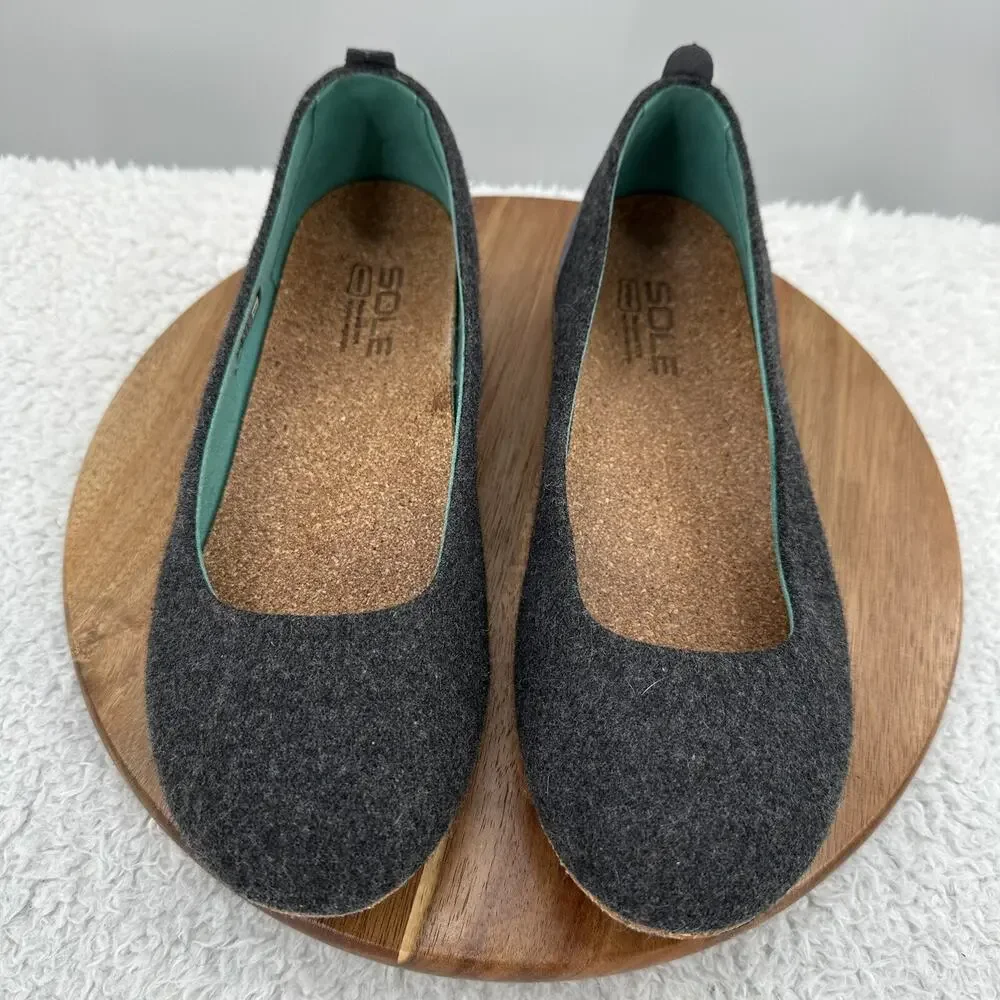 SOLE District Shoe by ReCork‎ Womens 9 Gray Grace Carbon Negative Slip on Flat